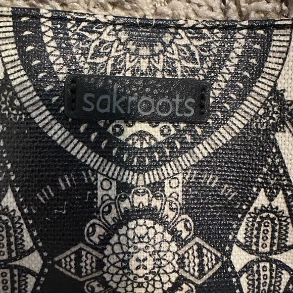 Sakroots wanderlust Artist Circle Zip Tote NWOT - Picture 6 of 7
